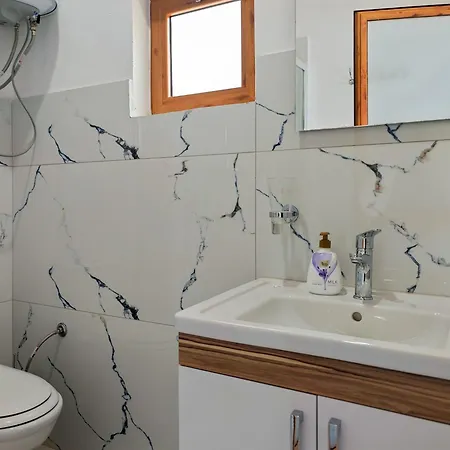 Lägenhet Kroni Velipojë