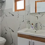 아파트 Kroni Velipojë